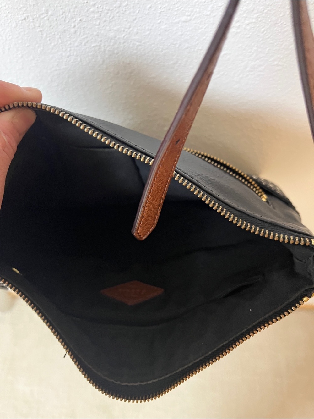 Fossil leather Black/white and Brown Crossbody Bag with Patterned Front - Picture 3 of 4